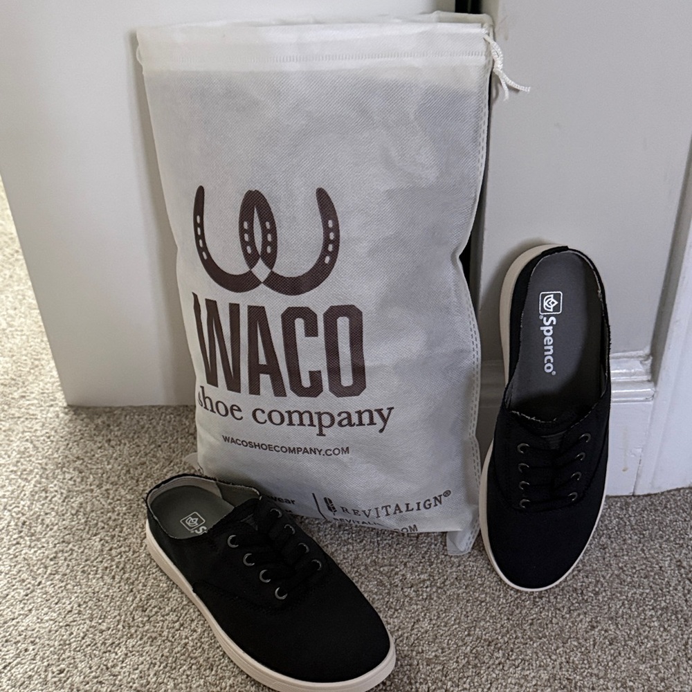 Spenco Women's Black Athletic Sneakers